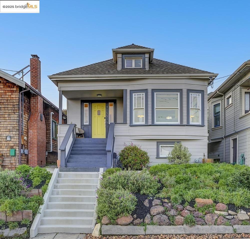 4155 Howe St | Similar Property Thumbnail