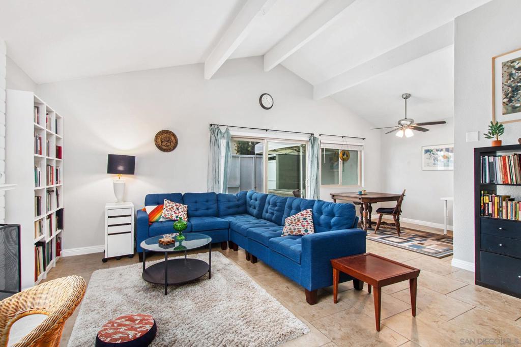 305 Fireside St | Similar Property Thumbnail