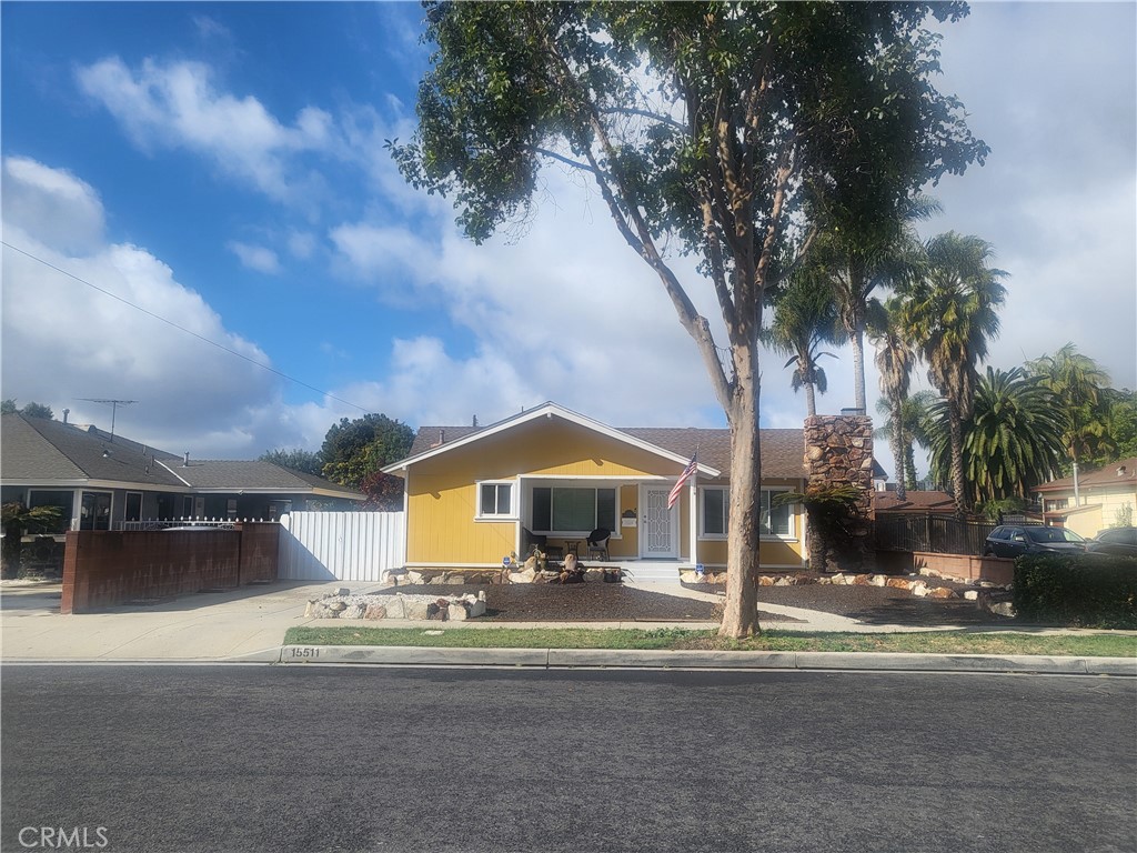 15511 Santa Ana Avenue | Similar Property Thumbnail