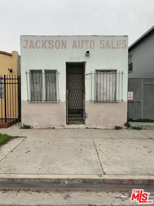 15322 S San Pedro Street | Similar Property Thumbnail