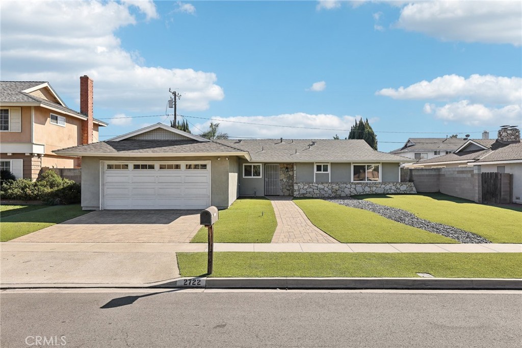 2722 E Paladin Avenue | Similar Property Thumbnail