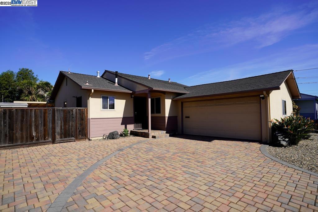 1061 Keats Ln | Similar Property Thumbnail 6