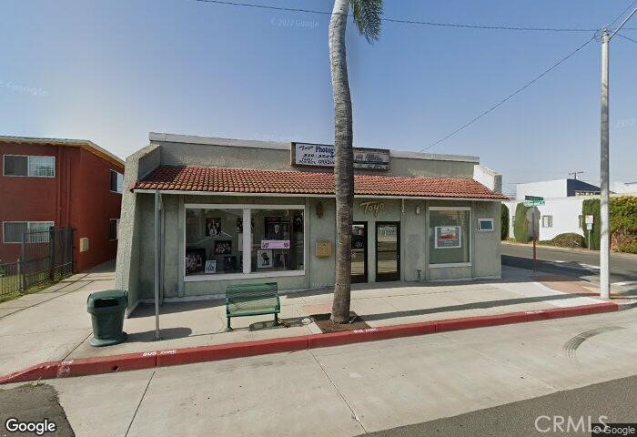 1305 W Gardena Boulevard, #D | Similar Property Thumbnail