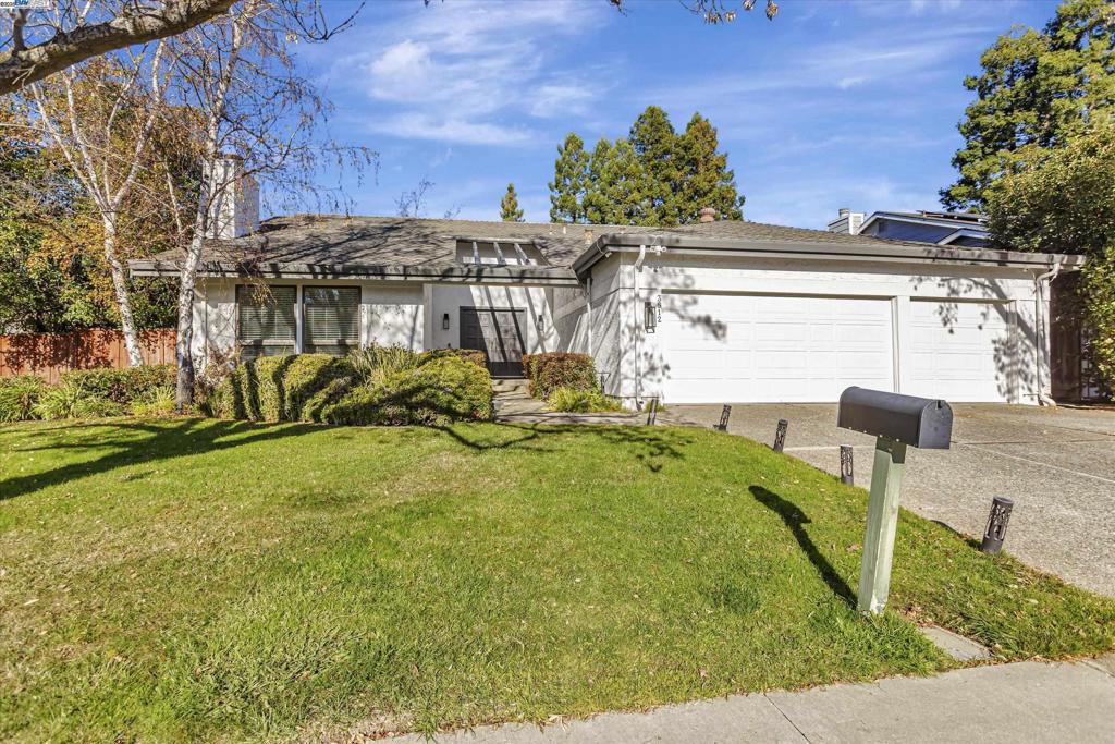 3512 Whitehaven Dr | Similar Property Thumbnail 1