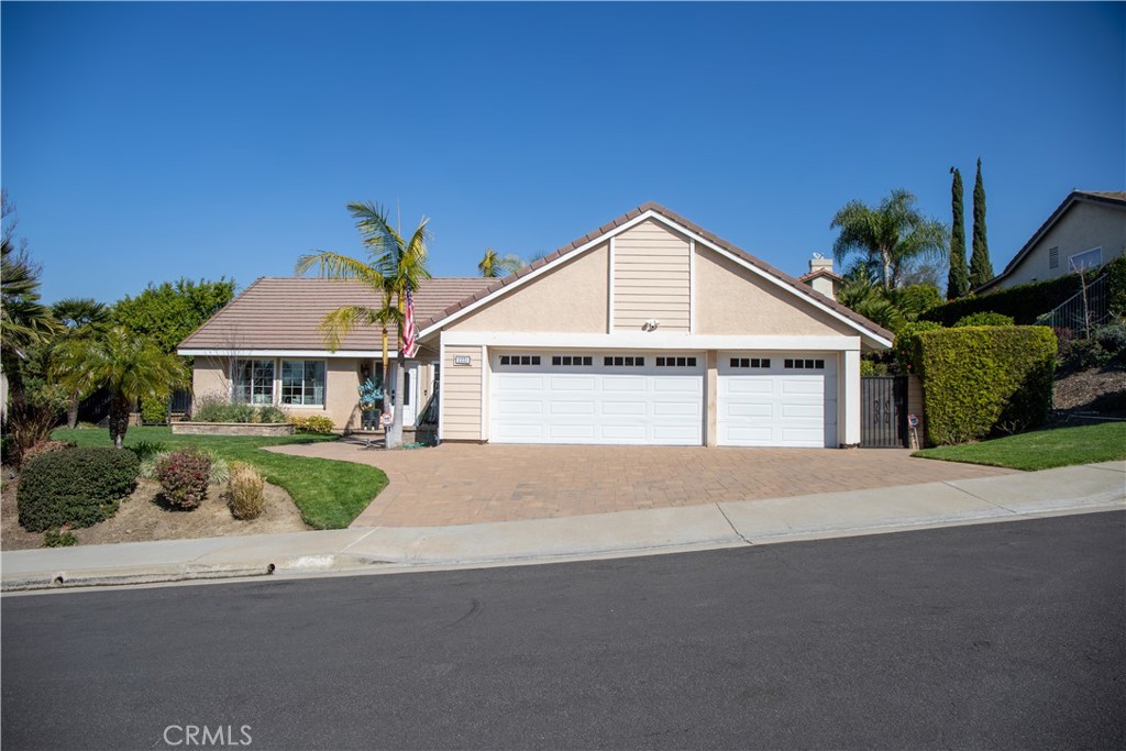 2221 E Vista Canyon | Similar Property Thumbnail 8