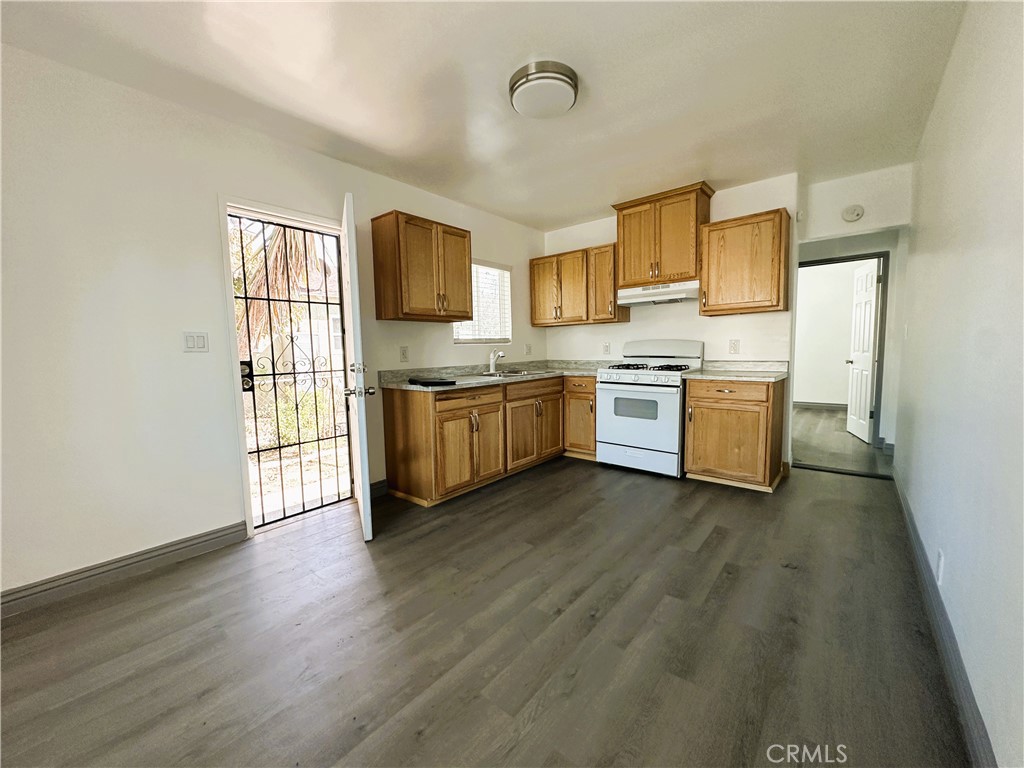 2598 E Carson Street | Similar Property Thumbnail