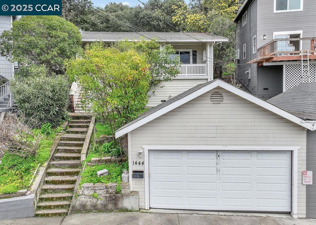 1444 Dineen Street | Similar Property Thumbnail