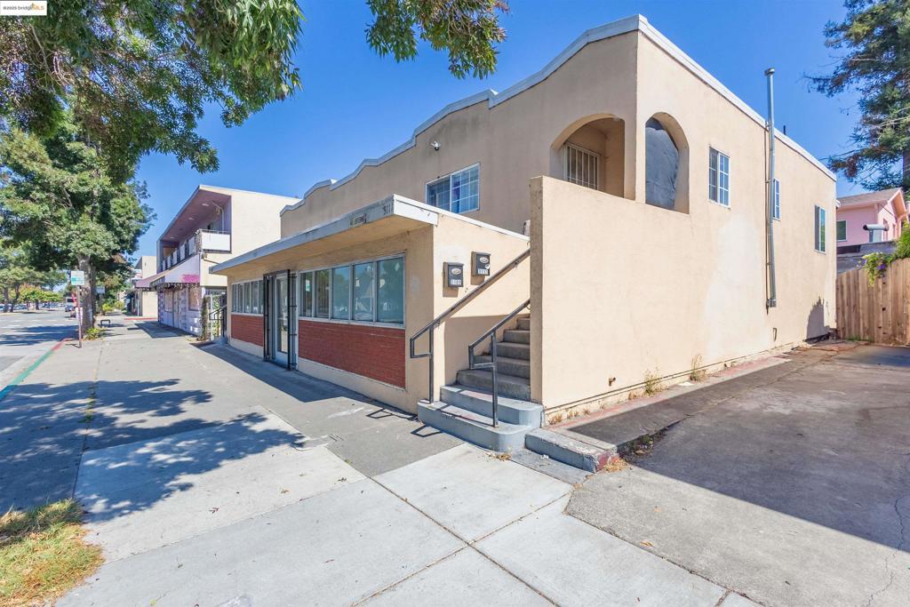 3109 Sacramento St | Similar Property Thumbnail