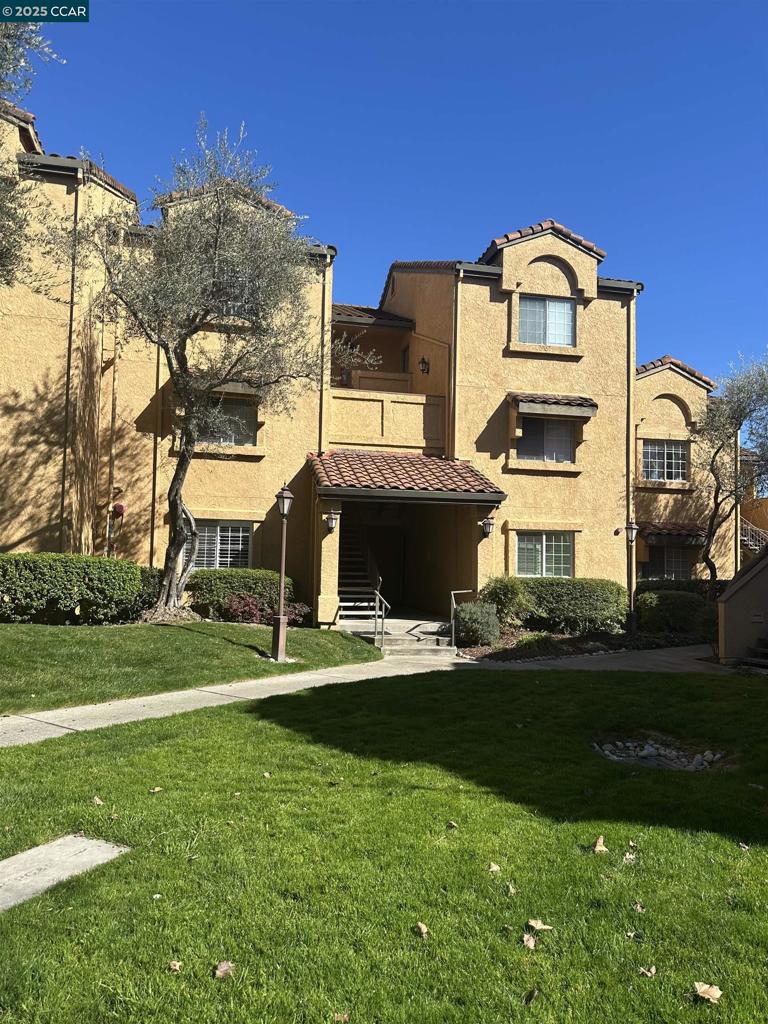 450 Bollinger Canyon Ln , #191 | Similar Property Thumbnail