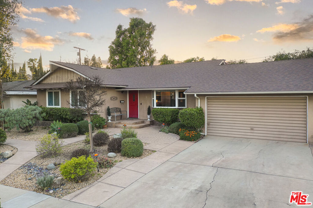 11519 Valjean Avenue | Similar Property Thumbnail