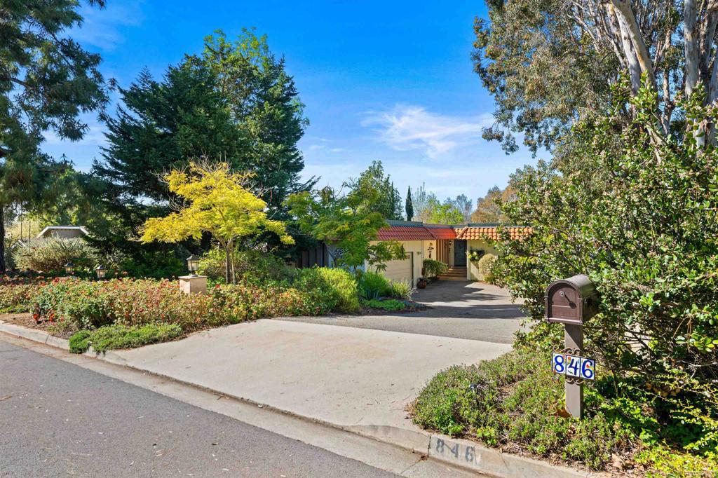 846 Val Sereno Drive | Similar Property Thumbnail