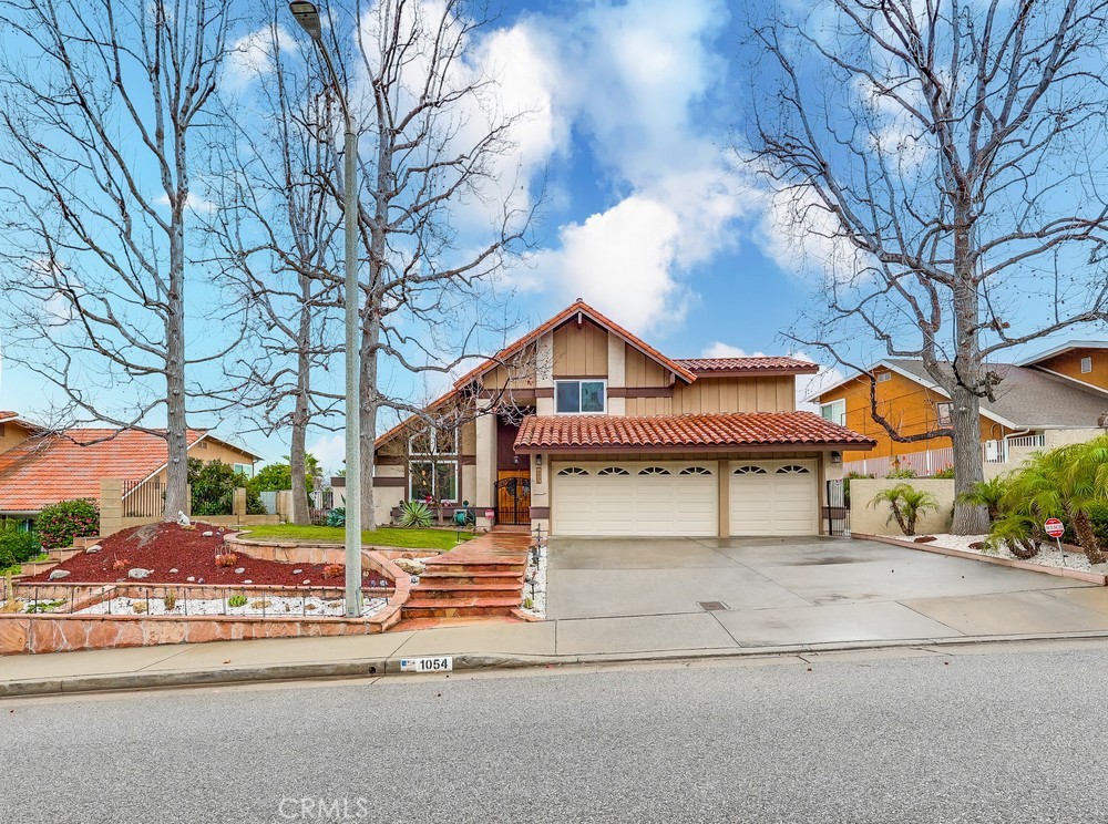 1054 Avenida Lomita | Similar Property Thumbnail