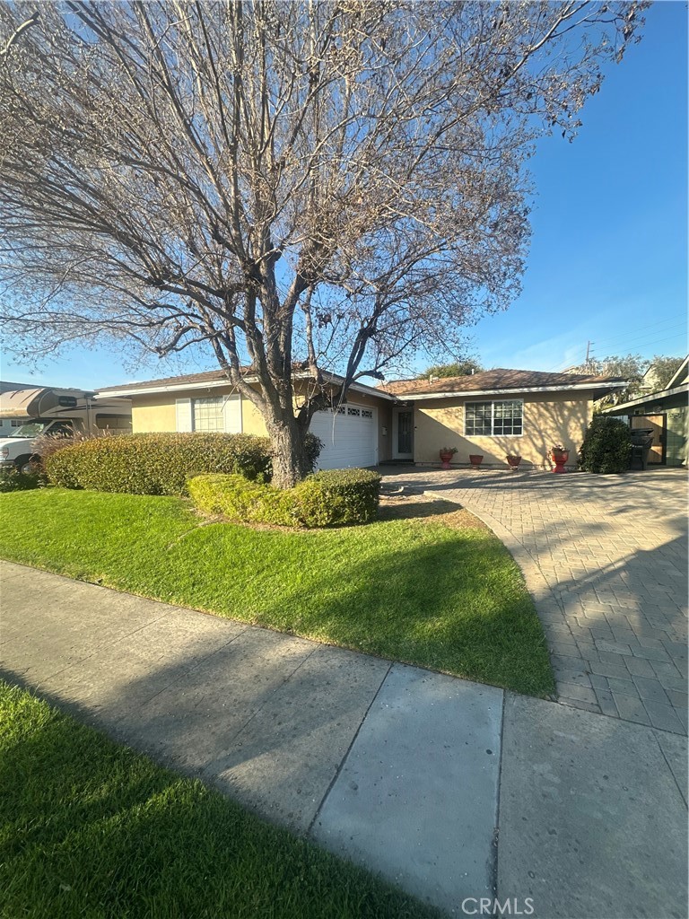 8065 E Ring Street | Similar Property Thumbnail