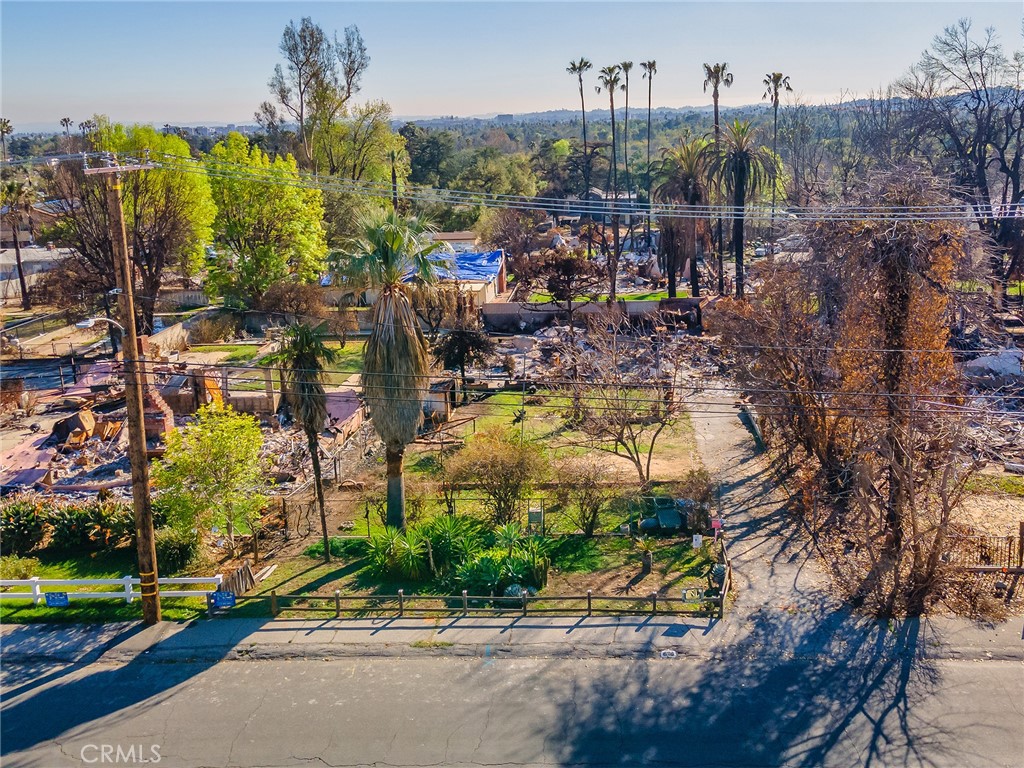 676 E Calaveras Street | Similar Property Thumbnail