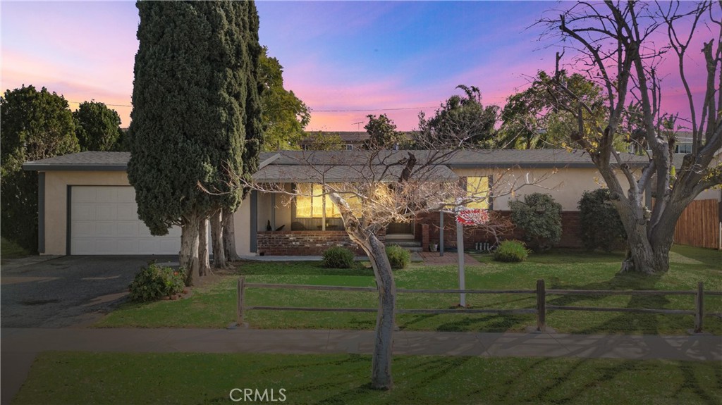 324 W Monterey Road | Similar Property Thumbnail