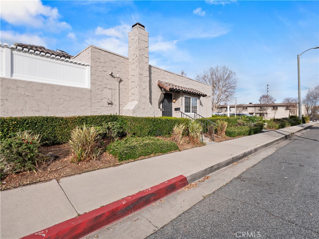 24259 La Glorita Cir | Similar Property Thumbnail