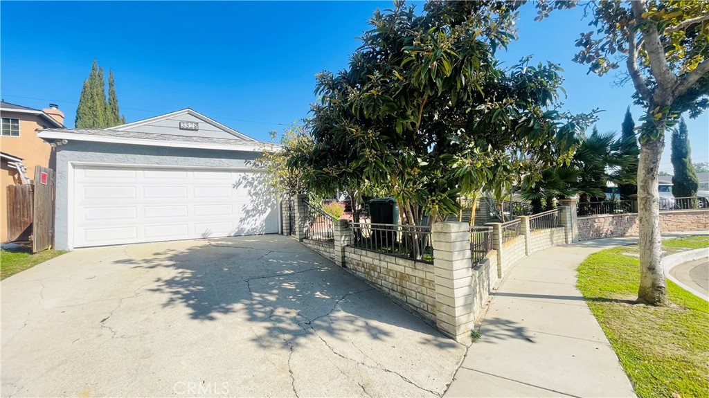 3329 Del Amo Boulevard | Similar Property Thumbnail 7