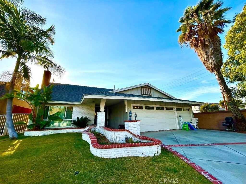 11503 Tropico Avenue | Similar Property Thumbnail