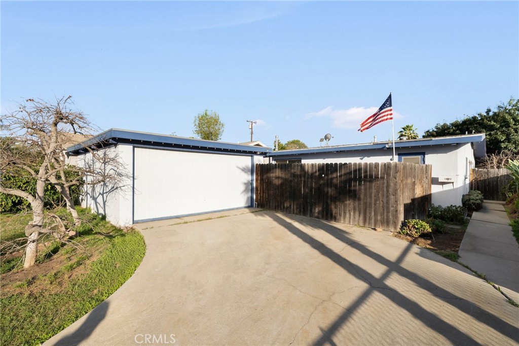 10922 Homage Avenue | Similar Property Thumbnail