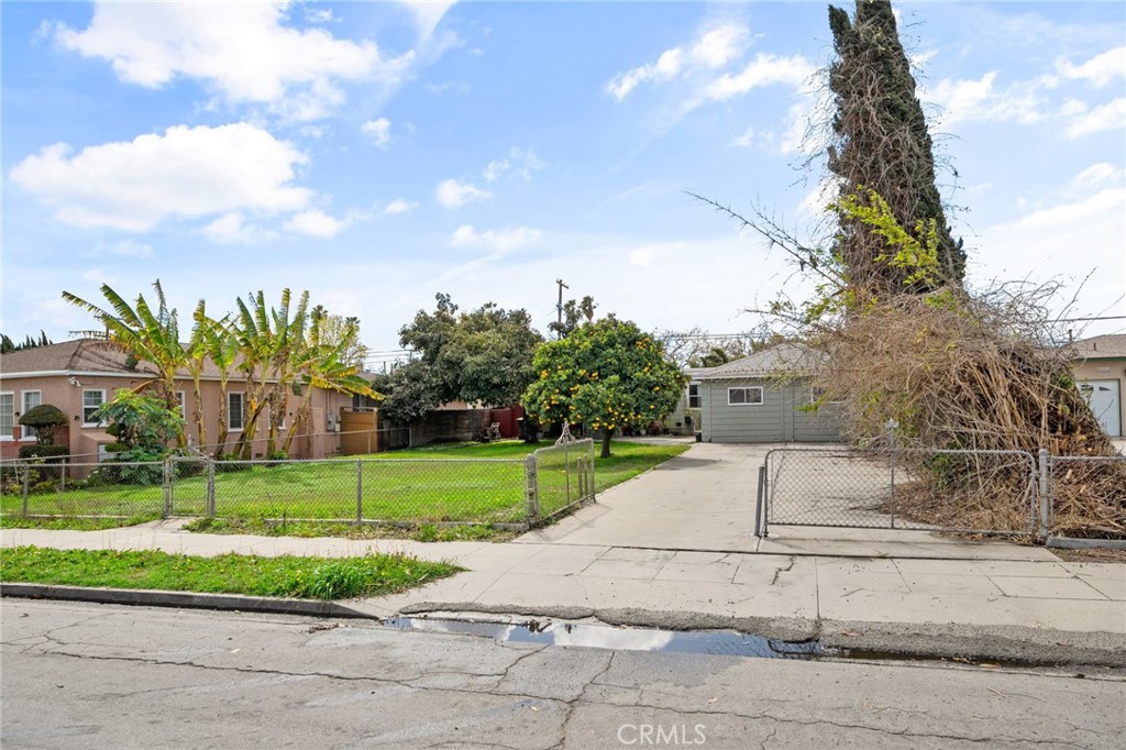 1436 E 53Rd St | Similar Property Thumbnail