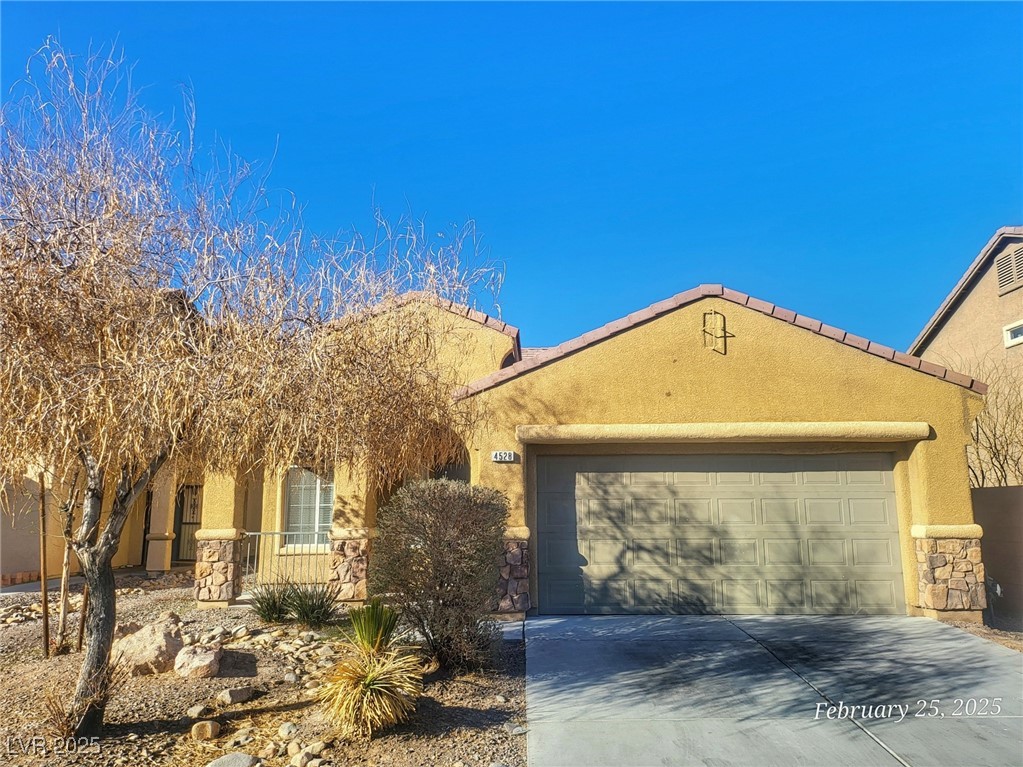 4528 Silverado Sage Avenue | Similar Property Thumbnail 6