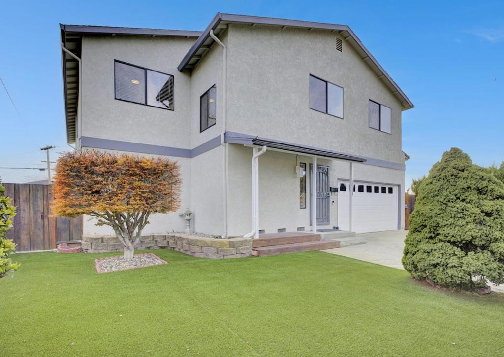 37114 Alexander Street | Similar Property Thumbnail