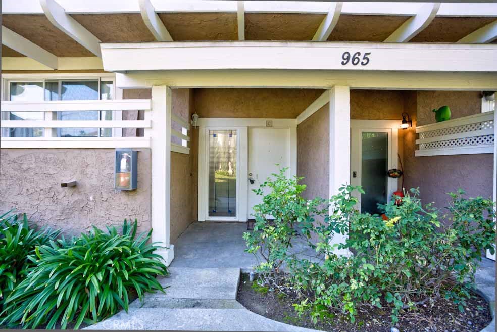 965 W Imperial , #C | Similar Property Thumbnail