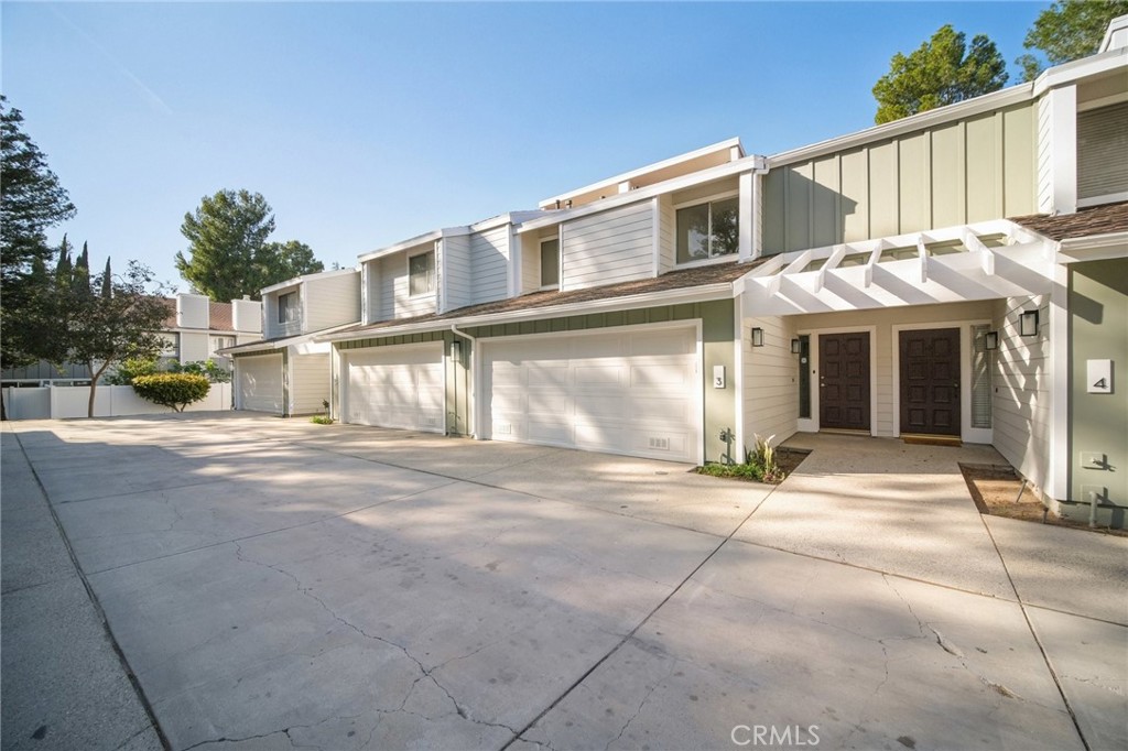 18132 Andrea Circle, #3 | Similar Property Thumbnail