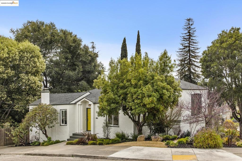 9501 Granada Ave | Similar Property Thumbnail