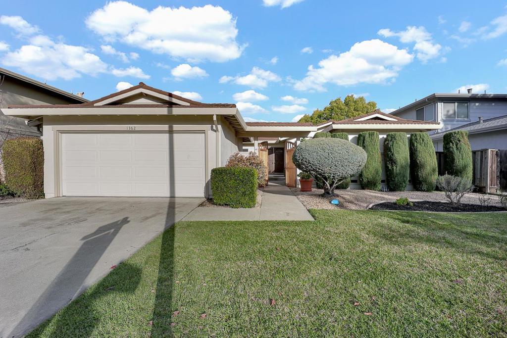 1362 Thunderbird Avenue | Similar Property Thumbnail