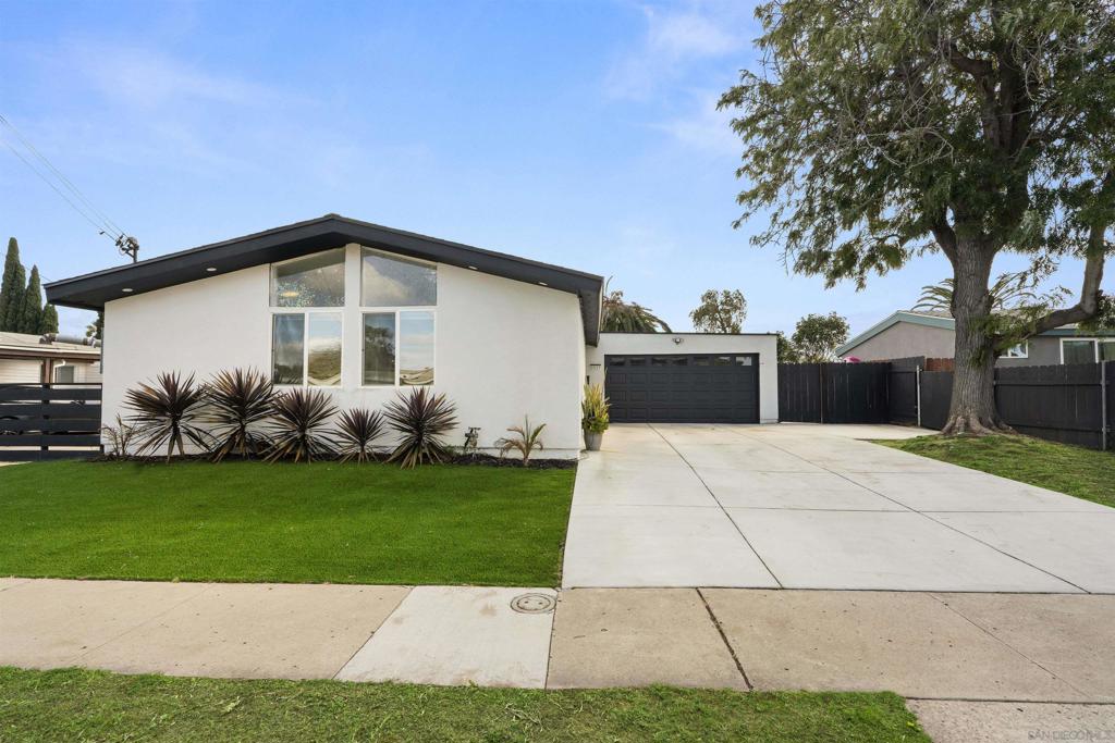 9517 Ronda Avenue | Similar Property Thumbnail