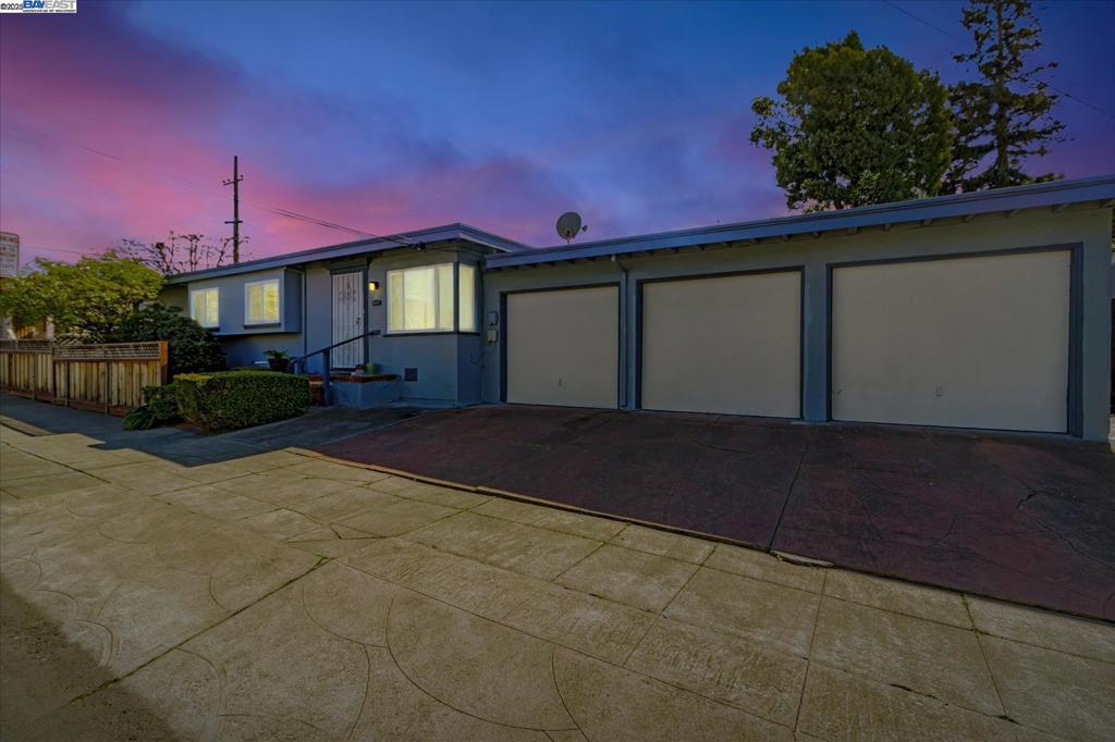 3482 Loma Vista Ave | Similar Property Thumbnail