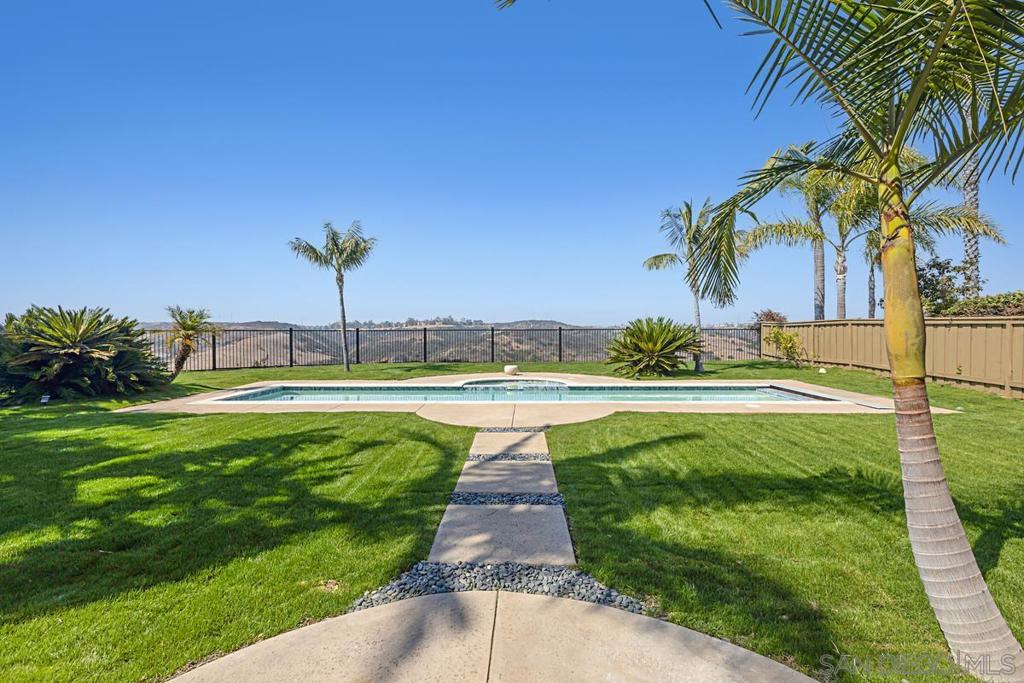 10670 Vista Del Agua Way | Similar Property Thumbnail