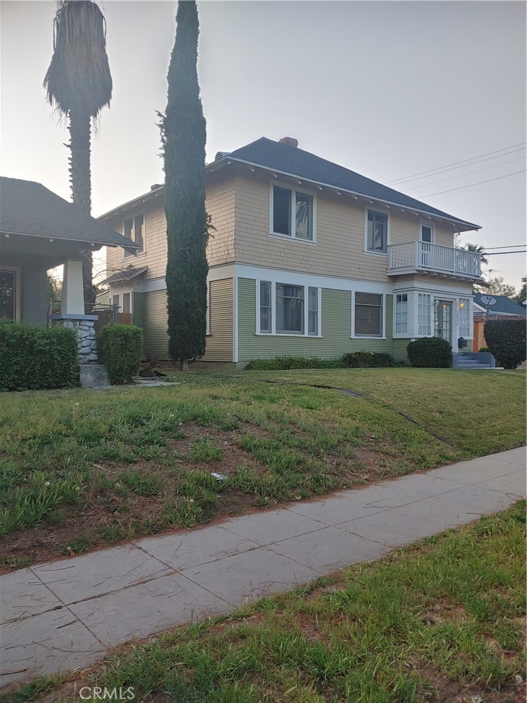 3857 Pine Street | Similar Property Thumbnail