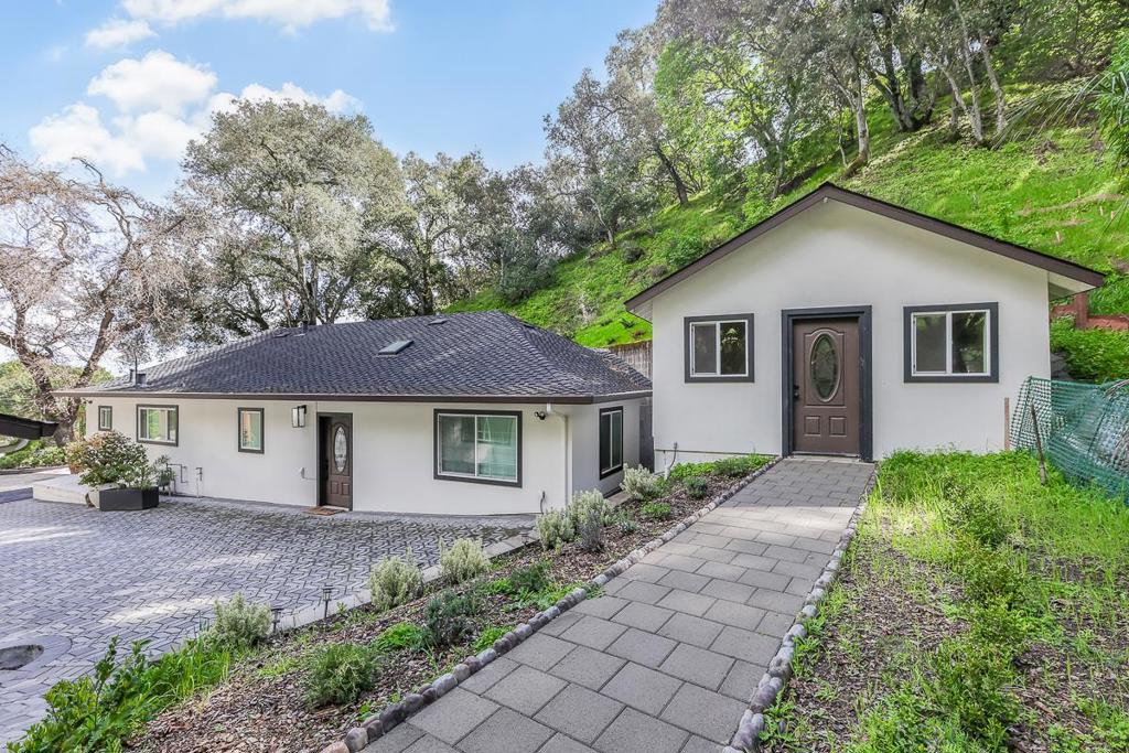 10875 Stevens Canyon Road | Similar Property Thumbnail