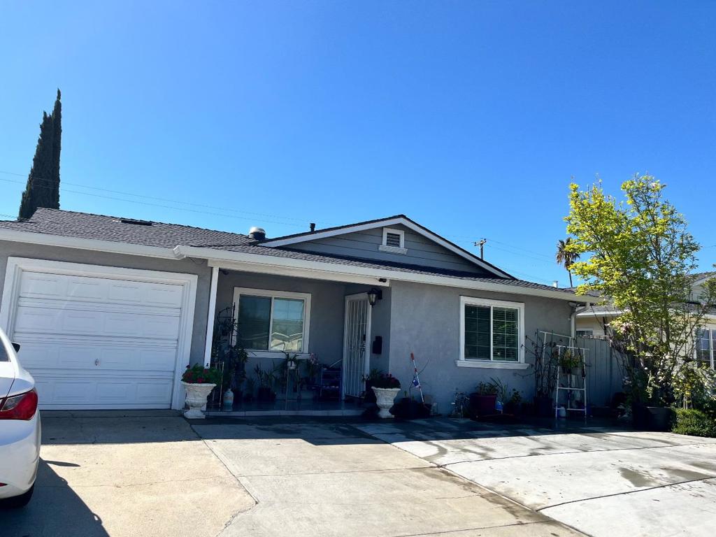 2651 Ophelia Avenue | Similar Property Thumbnail