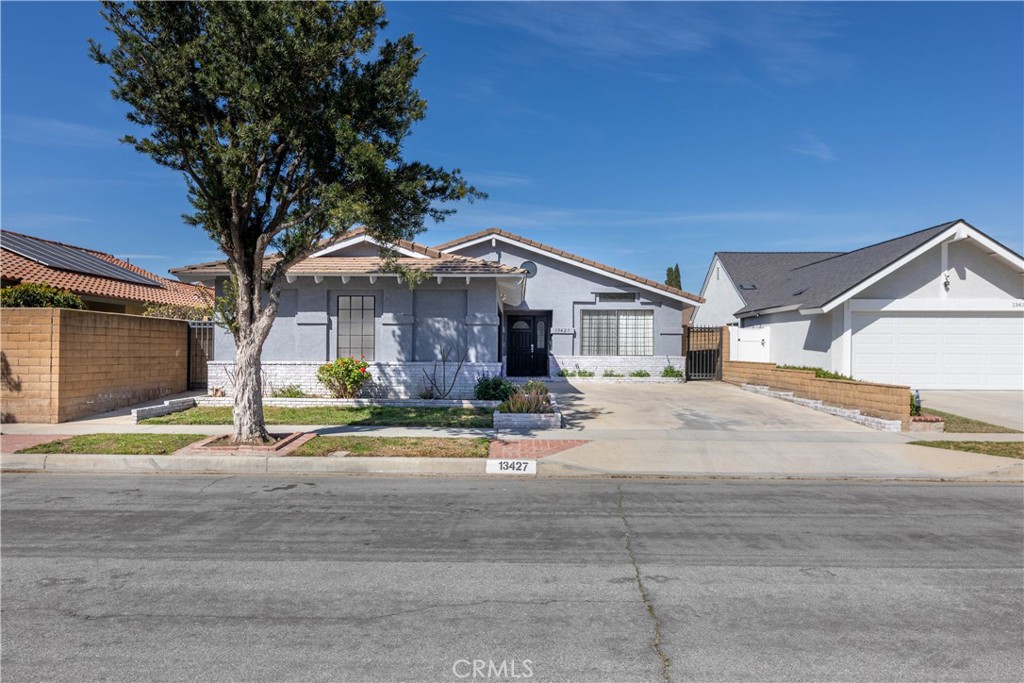 13427 Reva Circle | Similar Property Thumbnail