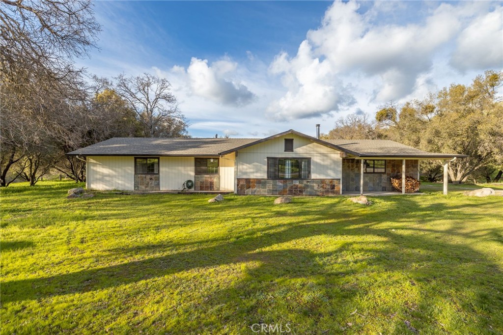 43317 Running Deer Court | Similar Property Thumbnail 6