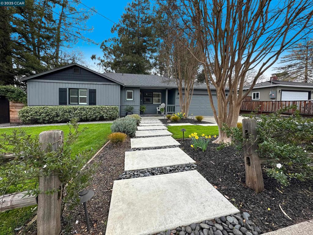 233 Lucinda Ln | Similar Property Thumbnail 1