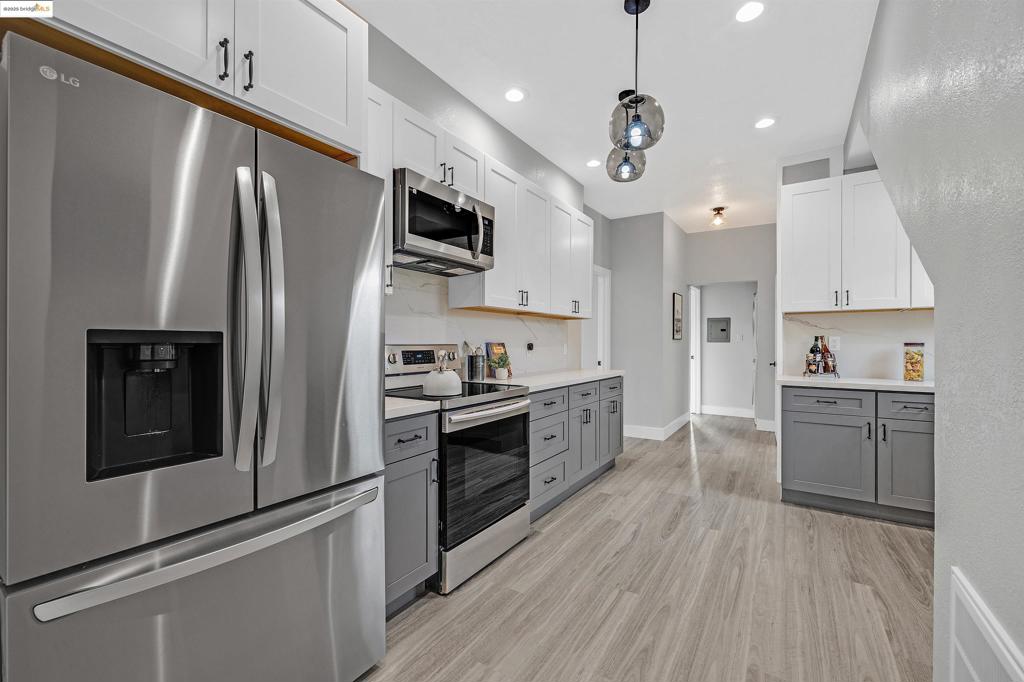 2914 Stanton Street | Similar Property Thumbnail