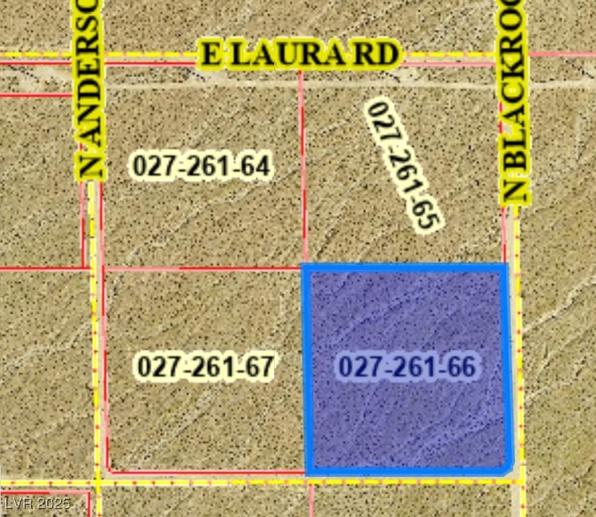 6560 N Blackrock Avenue | Similar Property Thumbnail 3