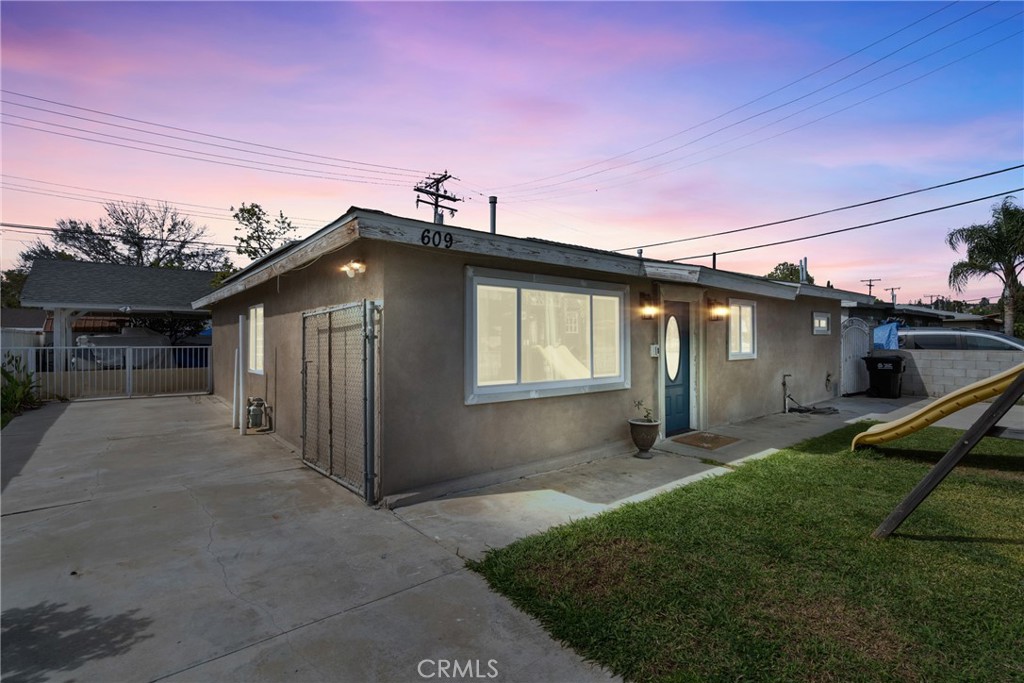 609 La Seda Road | Similar Property Thumbnail