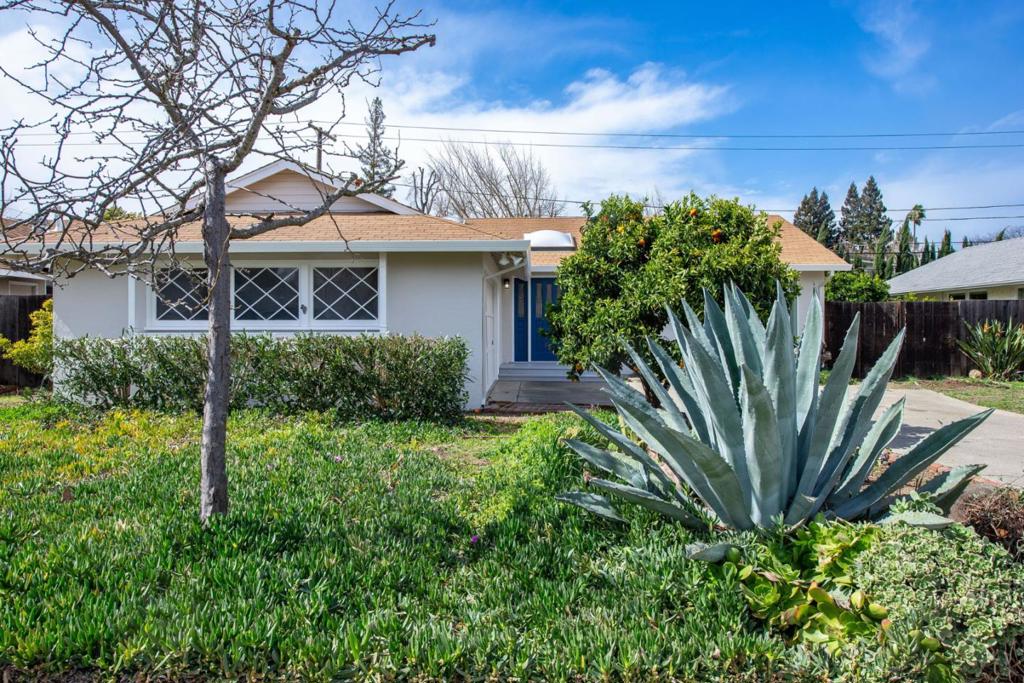 1646 Bonita Avenue | Similar Property Thumbnail