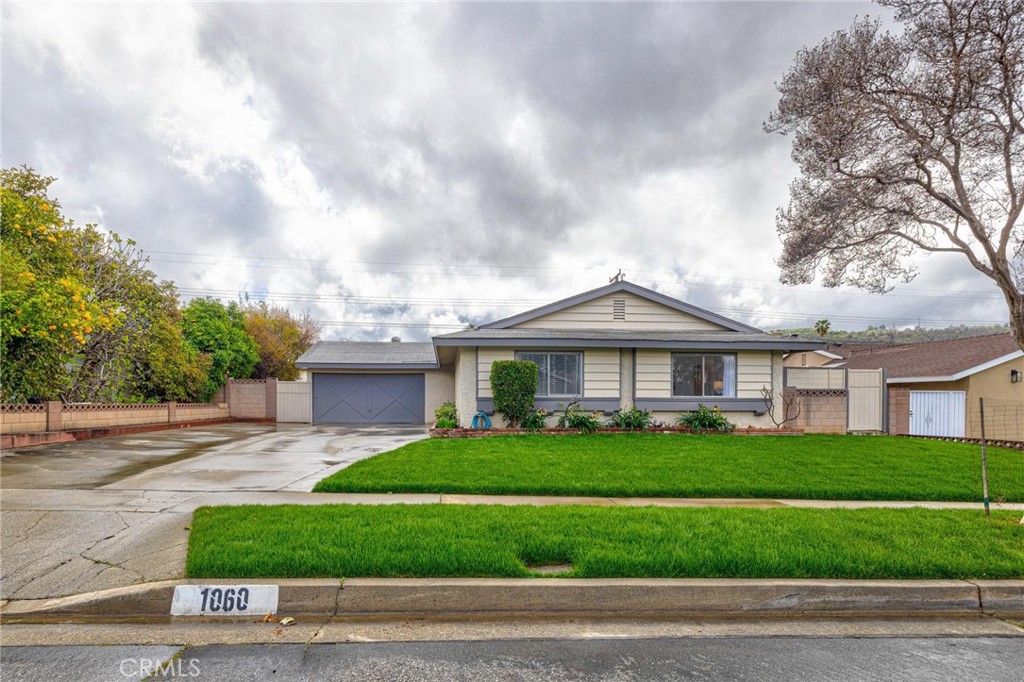 1060 Bunbury Drive | Similar Property Thumbnail