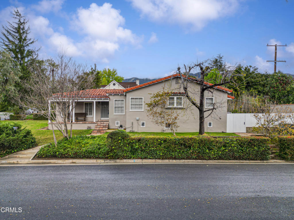 4602 Alta Canyada Road | Similar Property Thumbnail