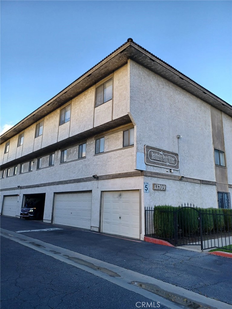 13725 Los Angeles Street, #H | Similar Property Thumbnail