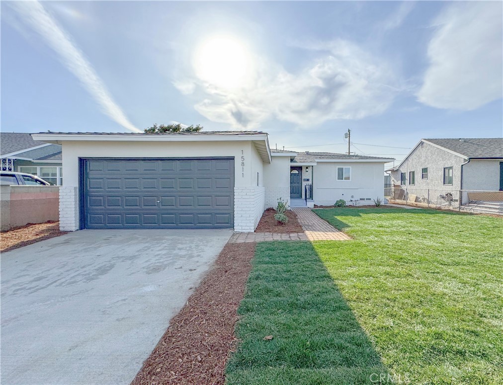 15811 S Tarrant Avenue | Similar Property Thumbnail