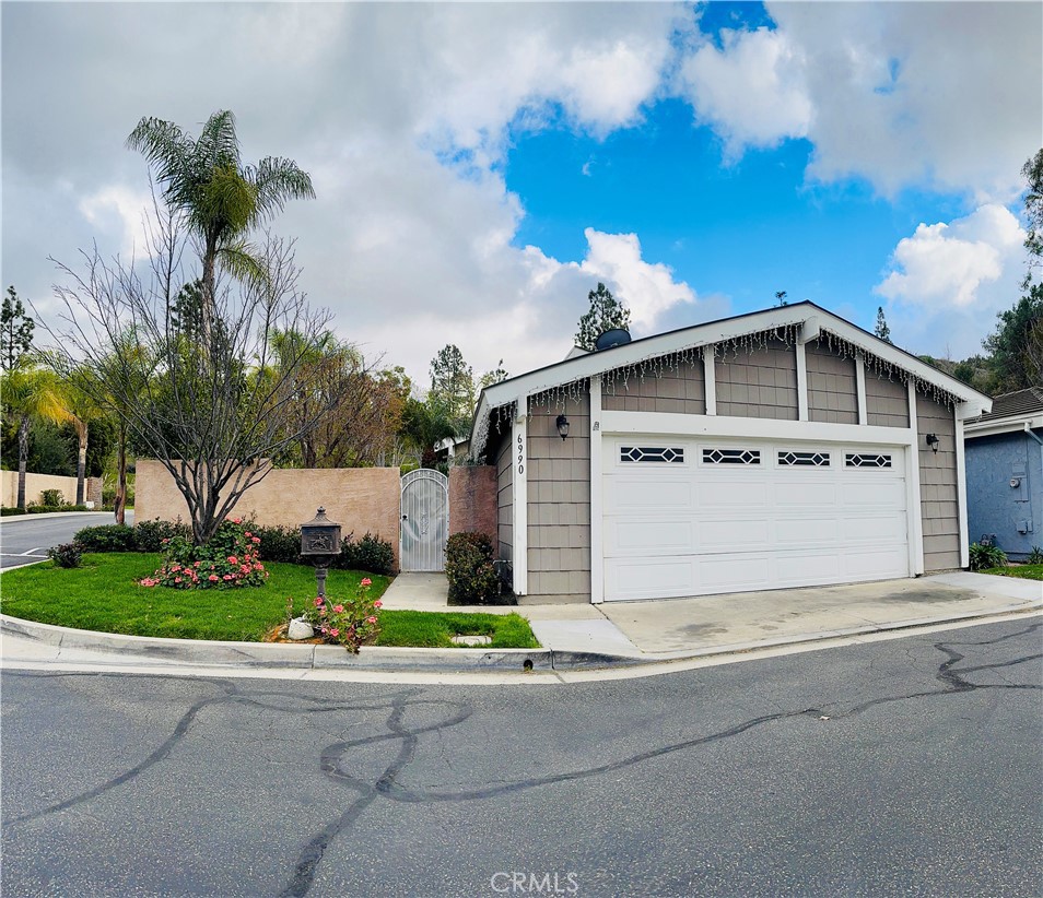 6990 E Creek Side Lane, #I | Similar Property Thumbnail 5