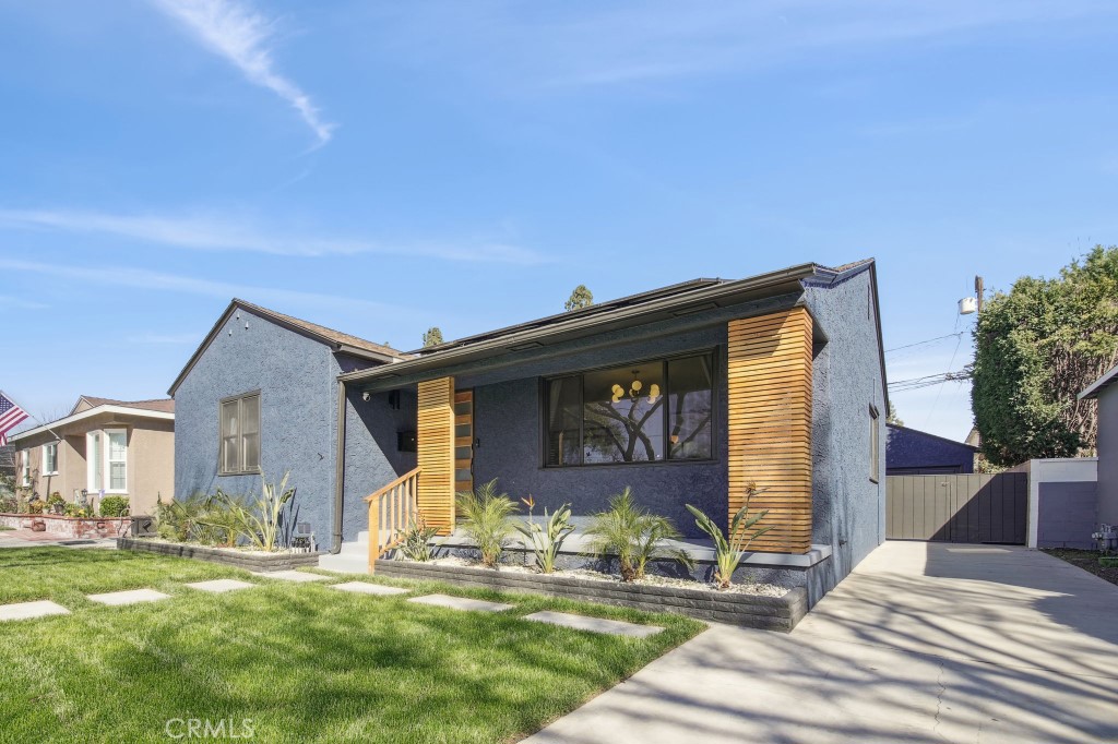 3442 Lees Avenue | Similar Property Thumbnail