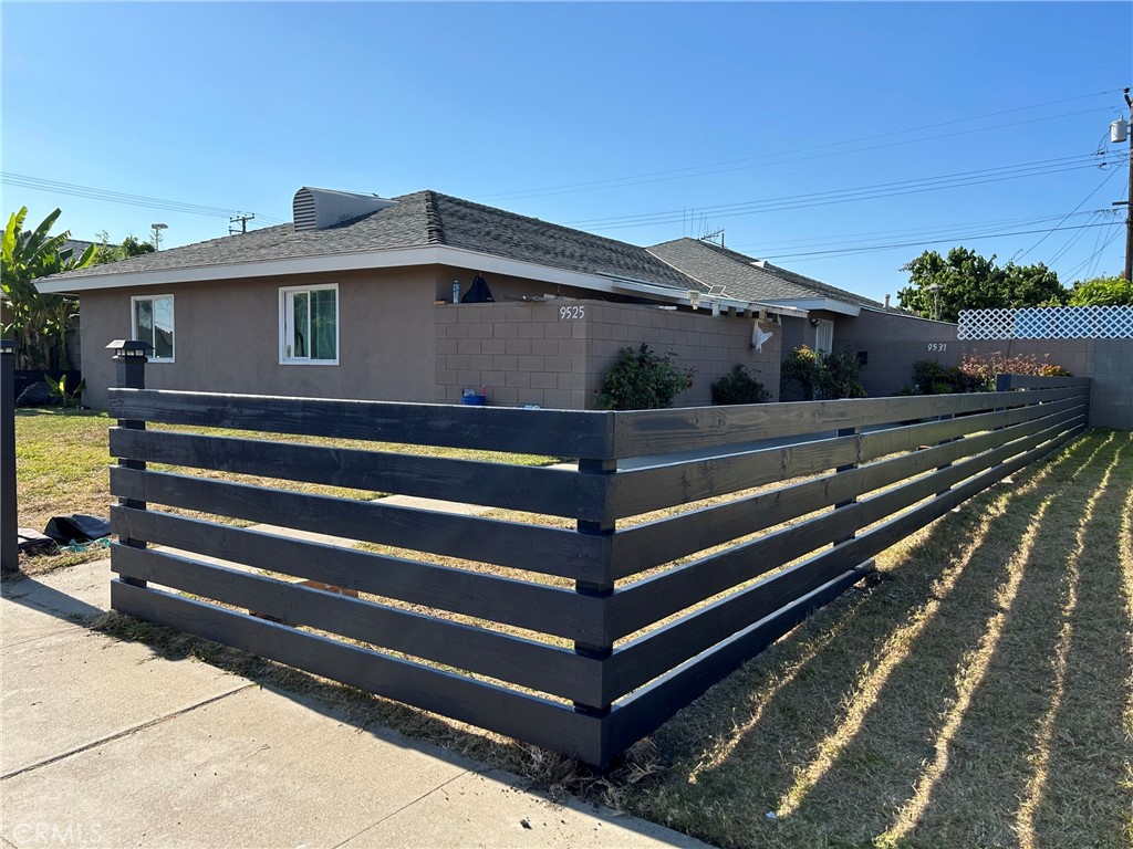 9525 Mcfadden Avenue | Similar Property Thumbnail